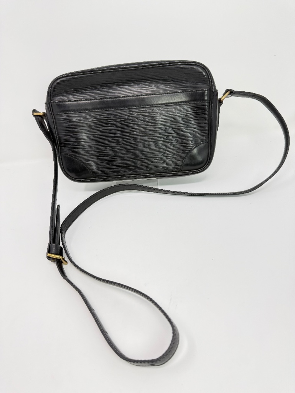 Louis Vuitton Trocadero 24 in Black EPI Leather Crossbody Bag Vintage Authentic - Picture 2 of 16